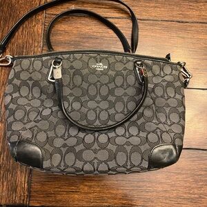Coach medium sized purse